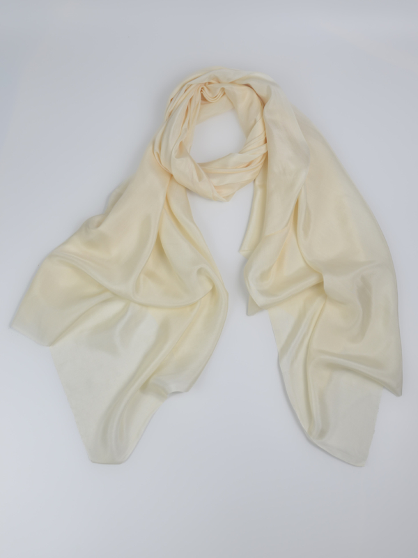 Khăn lụa Luxury Ngà